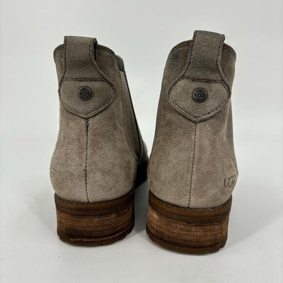 UGG Australia Bonham Chelsea Ankle Boots Suede Leather Waterproof Taupe Size 6 - Picture 9 of 10